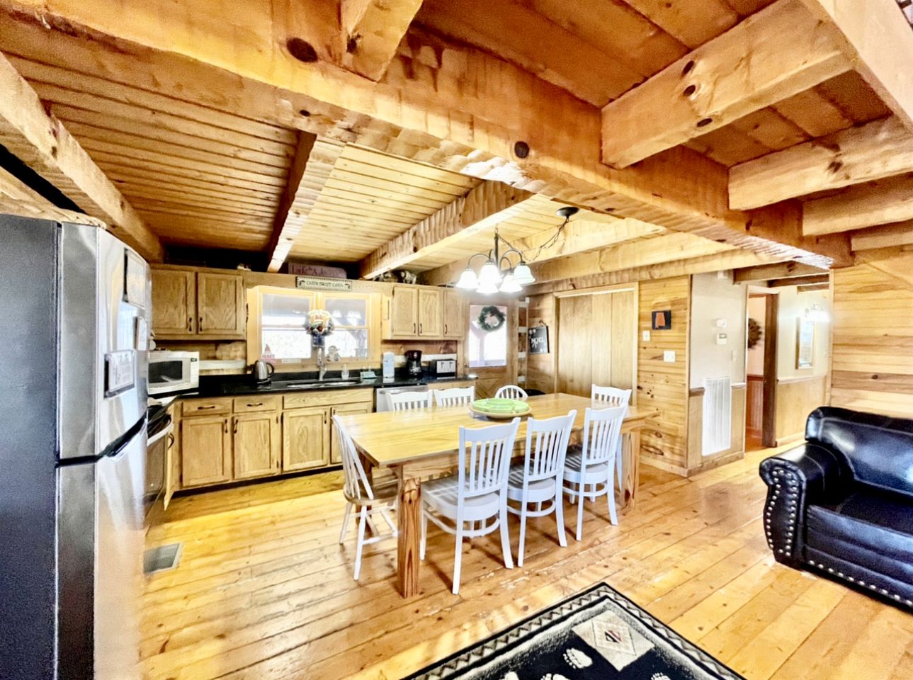 Double Cabin Rental for Memorable Group Glamping Near Great Smoky Mountains National Park, Tennessee