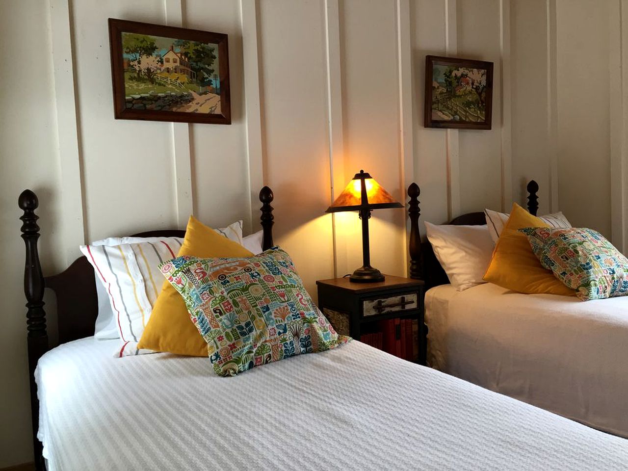 Lakefront Cottage Rental for Four in Loon Lake, New York