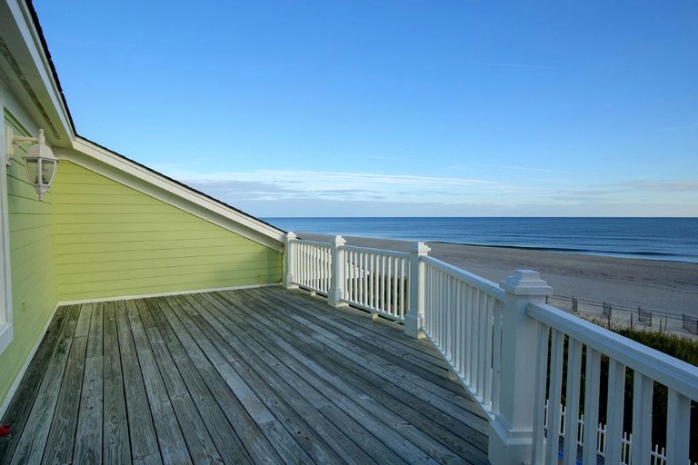 Beach Houses (Holden Beach, North Carolina, United States)