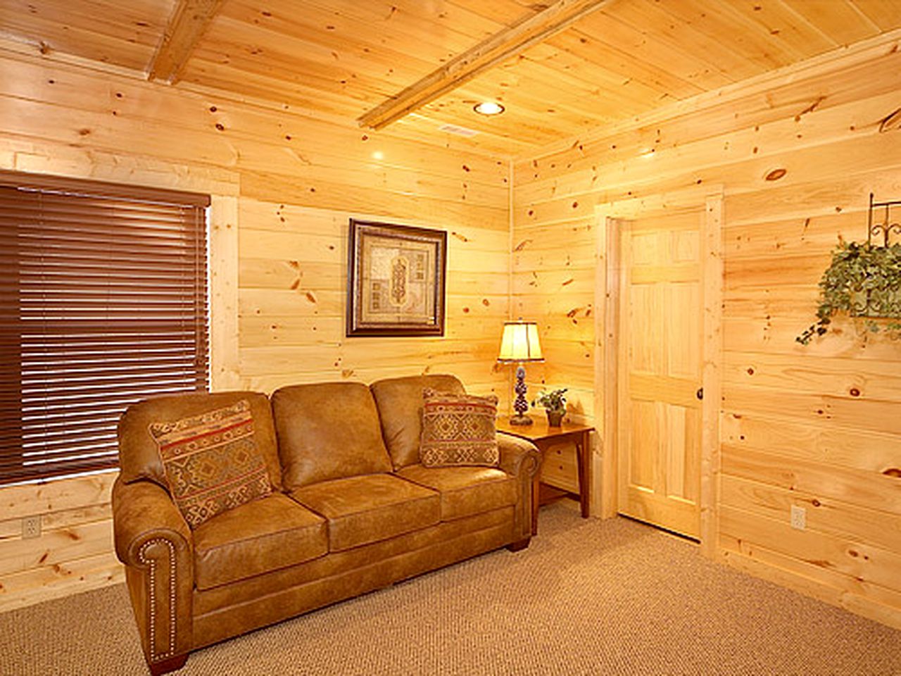 Awesome Gatlinburg Cabin Rental with a Hot Tub for a Vacation in TN