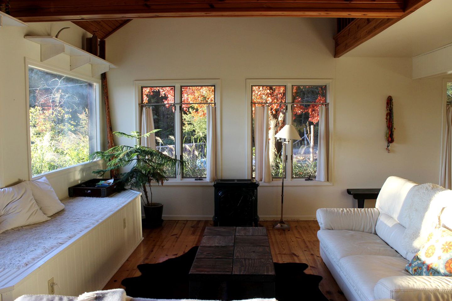 Cozy Cottage Rental on a Farm for a Rural Retreat in Columbia, Missouri