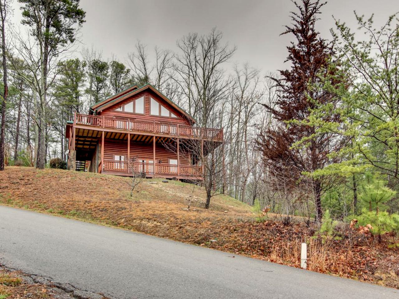Cabin for Family Getaways near Sevierville, Tennessee