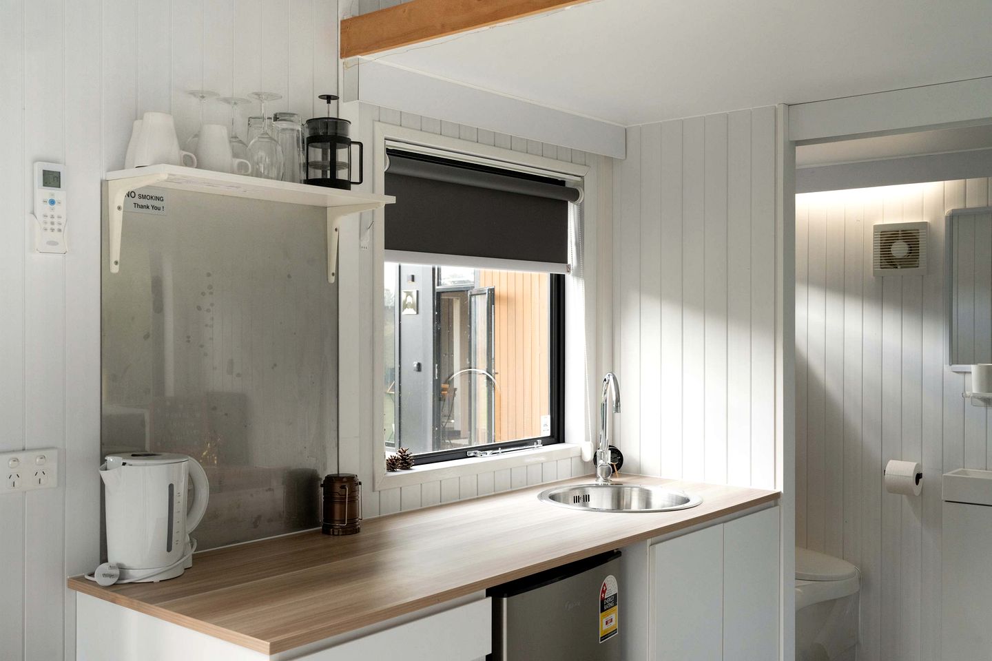 Sweet Tiny House with Private Backyard Facing the Spectacular Fields in Tamahere, North Island