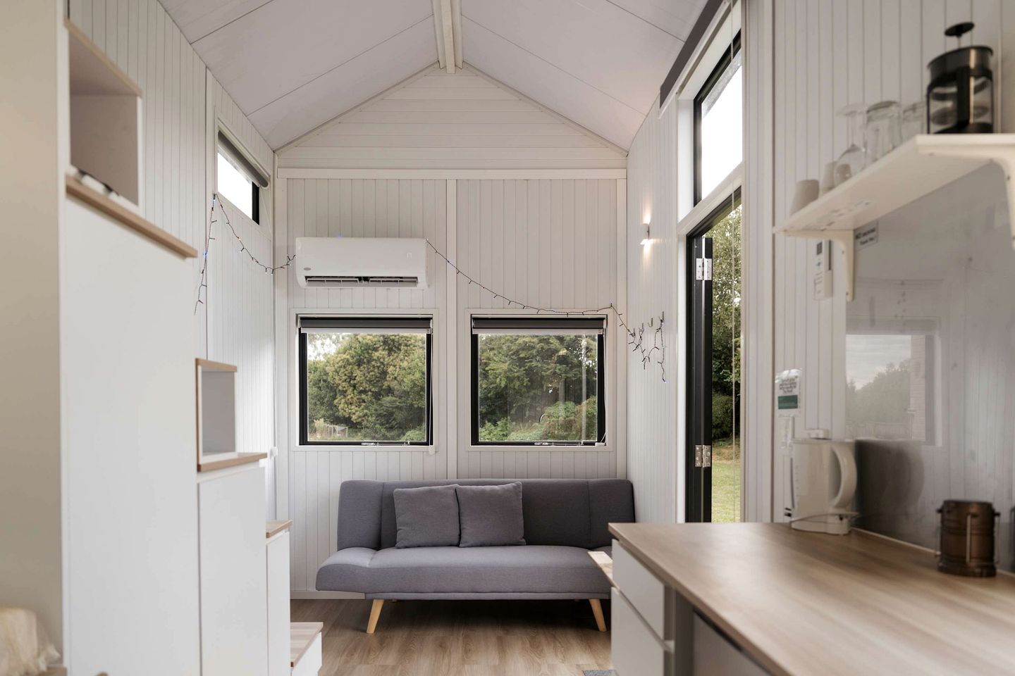 Sweet Tiny House with Private Backyard Facing the Spectacular Fields in Tamahere, North Island