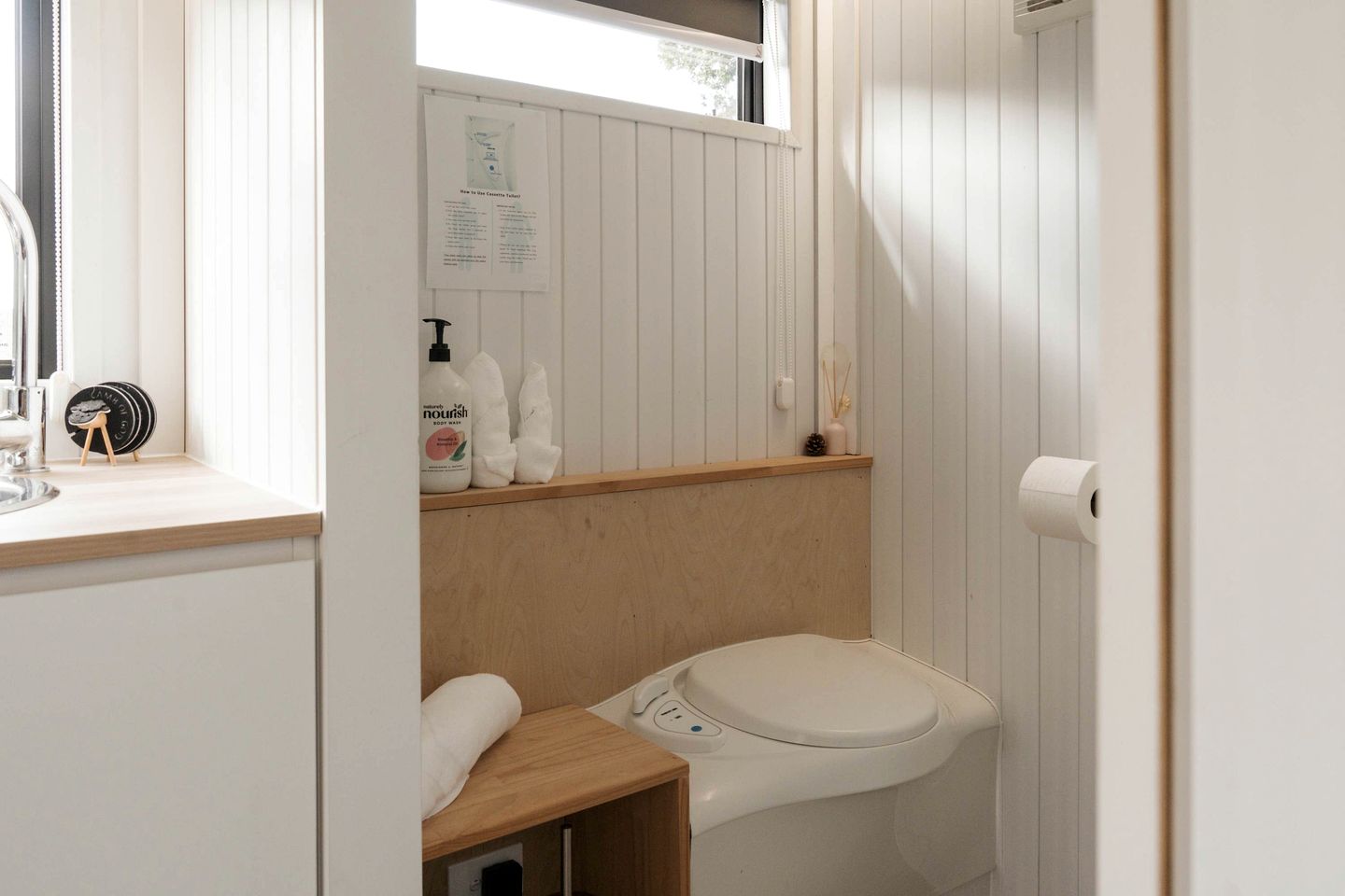 Sweet Tiny House with Private Backyard Facing the Spectacular Fields in Tamahere, North Island