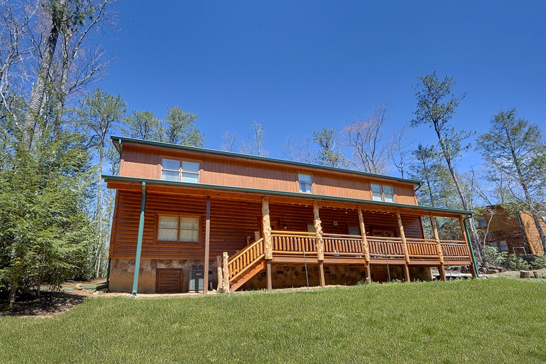 -- (United States, Cosby, Tennessee)