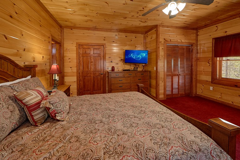 -- (United States, Cosby, Tennessee)