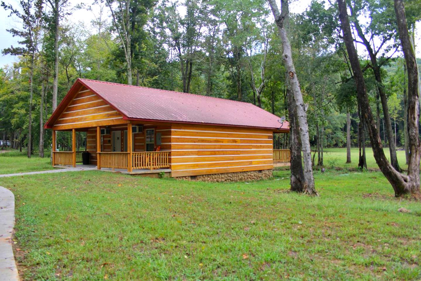 Charming Vacation Rentals on a 1200-Acre Farm near Guntersville Lake, Alabama