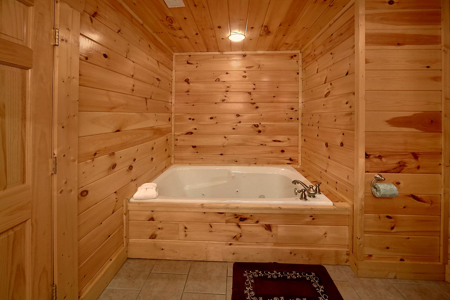 Deluxe Sevierville Cabin Rental for Family Getaways in Tennessee