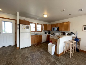 undefined photo 2