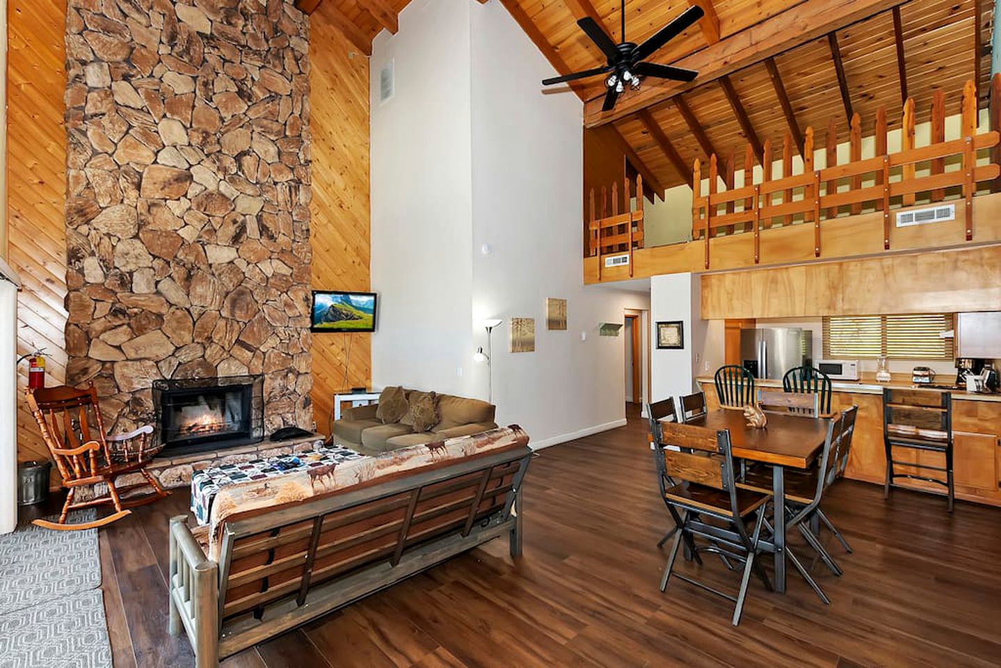 Spacious Cabin with Barbecue Perfect for Winter Sports in Big Bear Lake, California