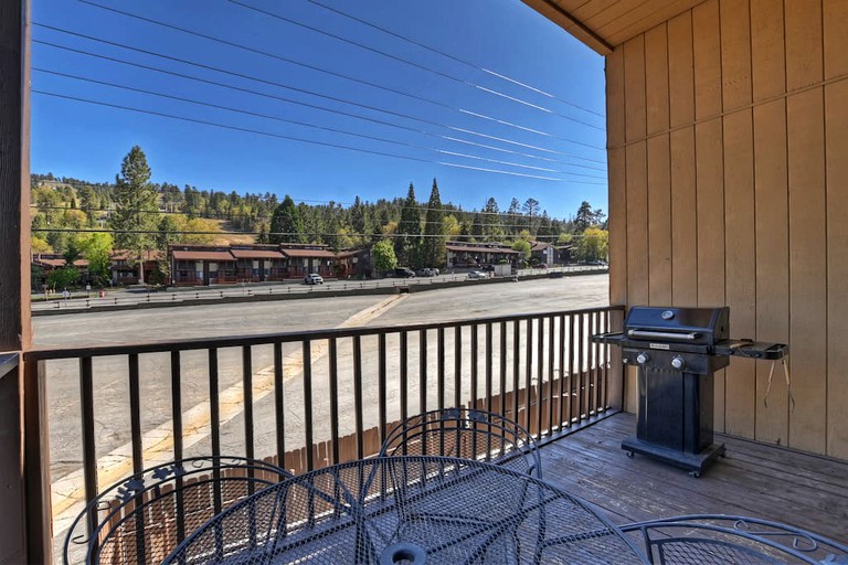 Cabins (United States of America, Big Bear Lake, California)