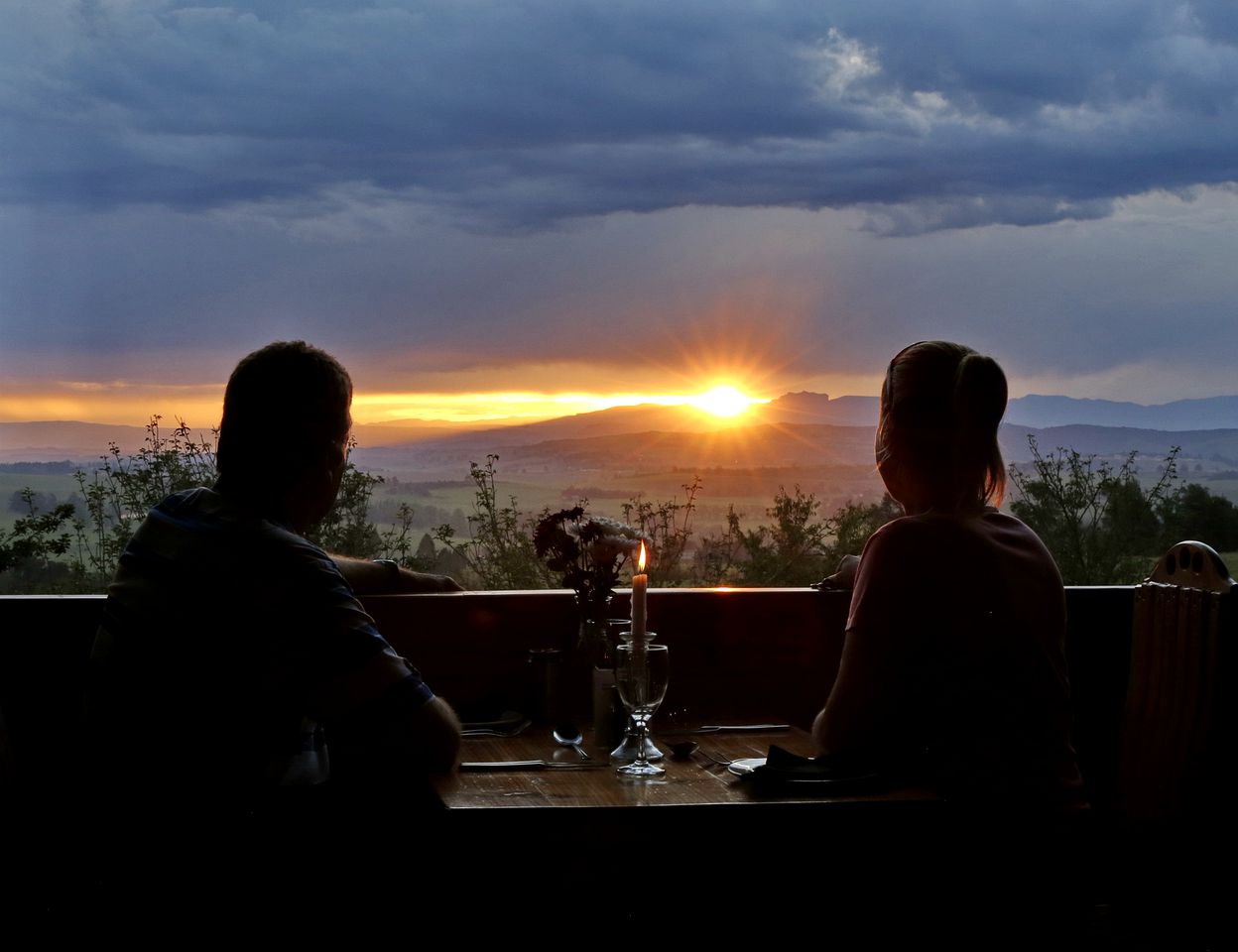 Breathtaking Tree House Rental with Private Jacuzzi Tub in Mooi River, South Africa