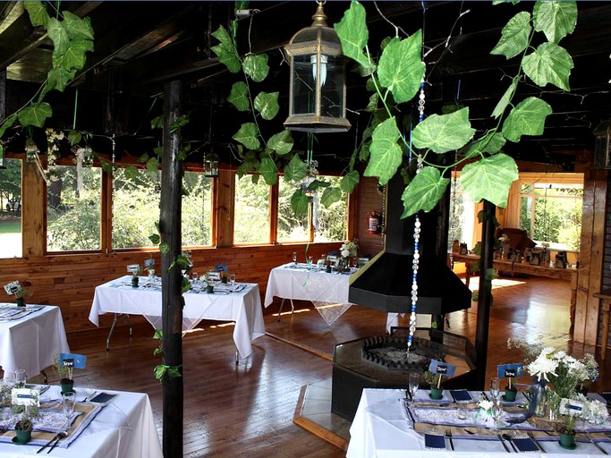 Tree Houses (Mooi River, KwaZulu-Natal, South Africa)