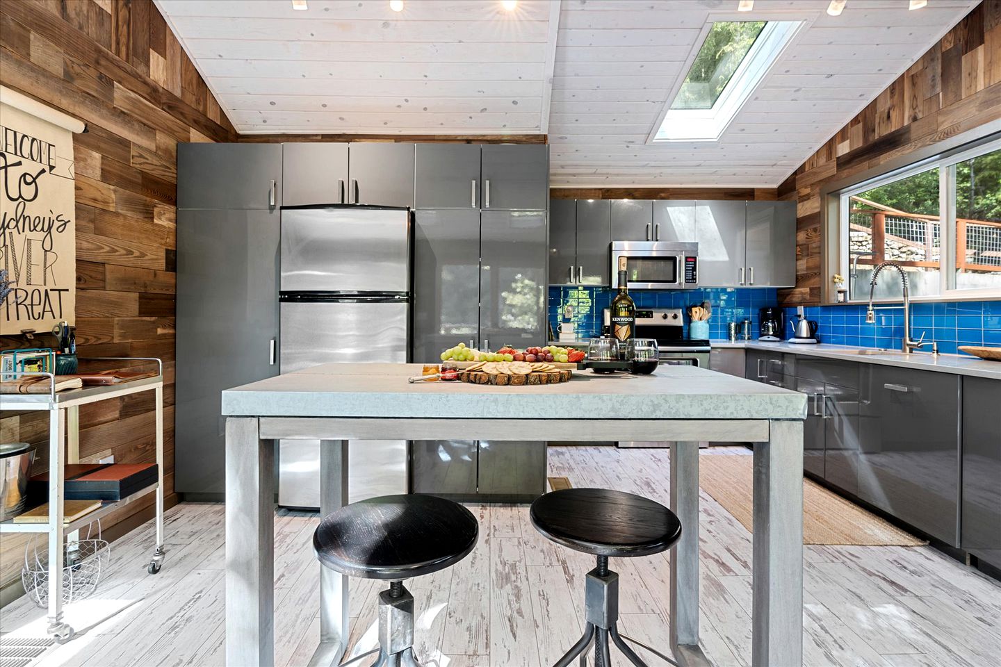 Dog Friendly Glamping on the Russian River with a Hot Tub and Views