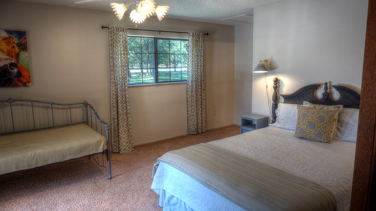Cabins (Bandera, Texas, United States)