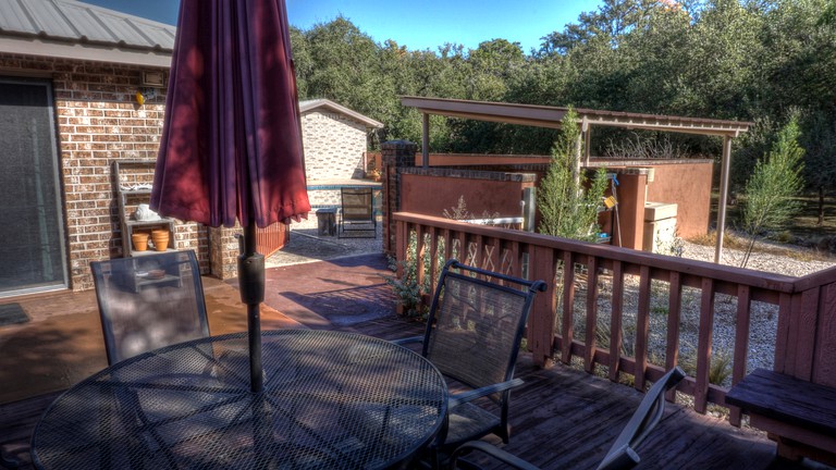 Cabins (Bandera, Texas, United States)