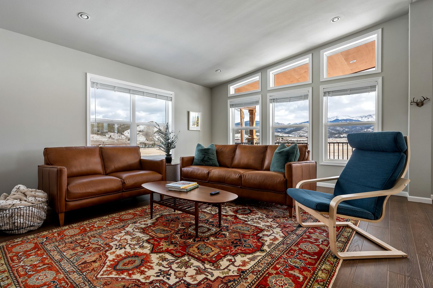 Brand New Cozy Mountain Retreat Cabin with Panoramic Views Near Winter Park, Tabernash Colorado