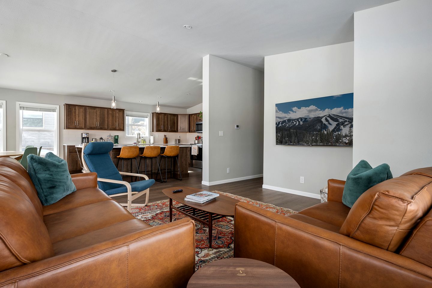 Brand New Cozy Mountain Retreat Cabin with Panoramic Views Near Winter Park, Tabernash Colorado