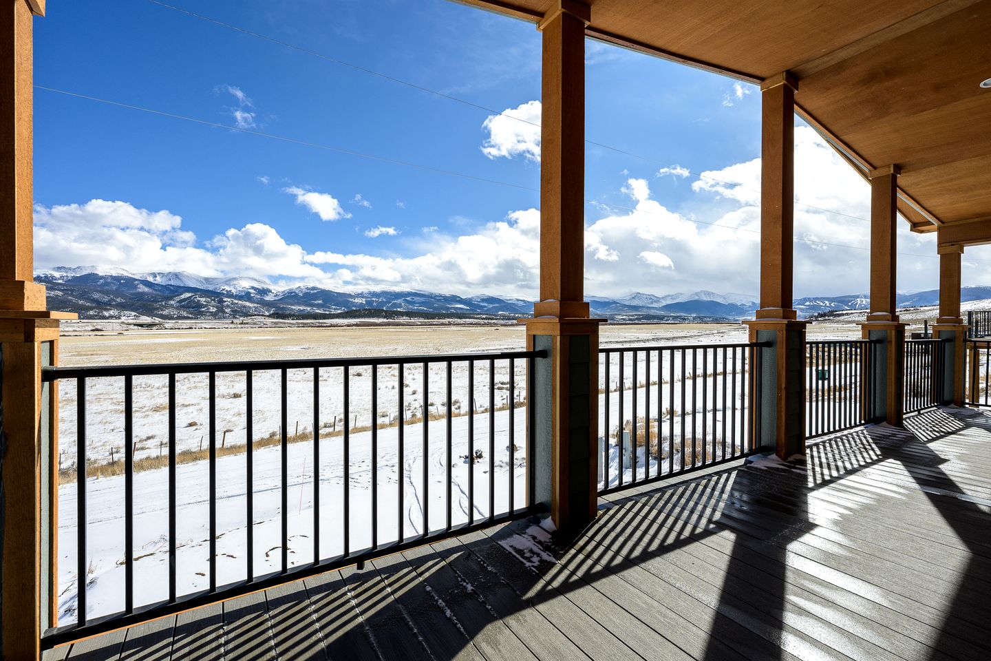 Brand New Cozy Mountain Retreat Cabin with Panoramic Views Near Winter Park, Tabernash Colorado