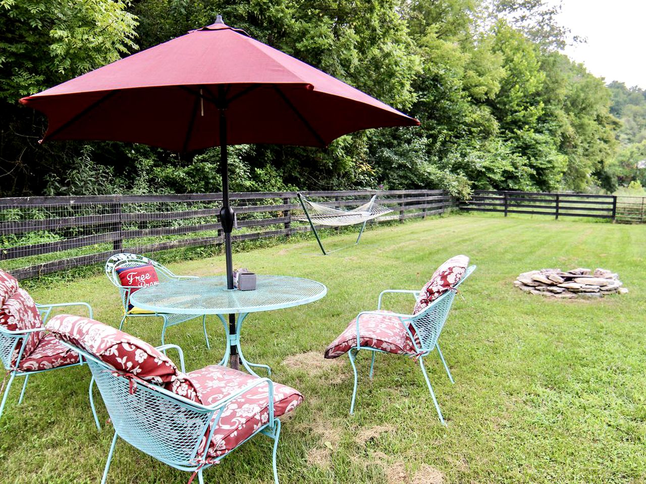 Peaceful Vacation Rental for Four near the Ohio River in Pendleton, Kentucky