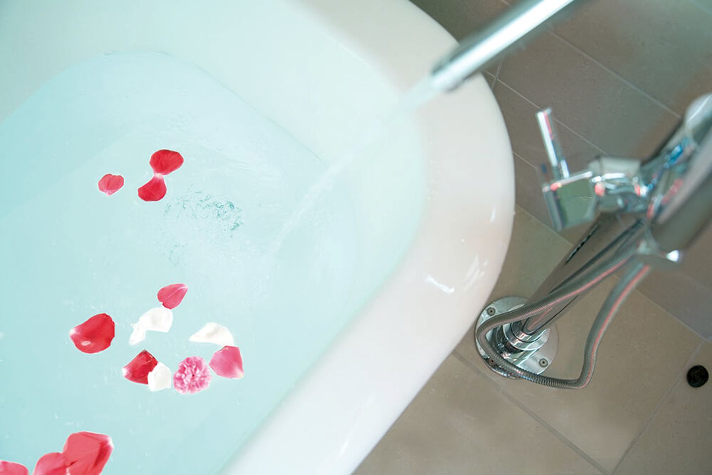 Sunny Cabin Rental with a Patio near the Town Basin in Whangarei, North Island