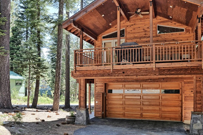 Cabins (United States of America, Tahoma, California)