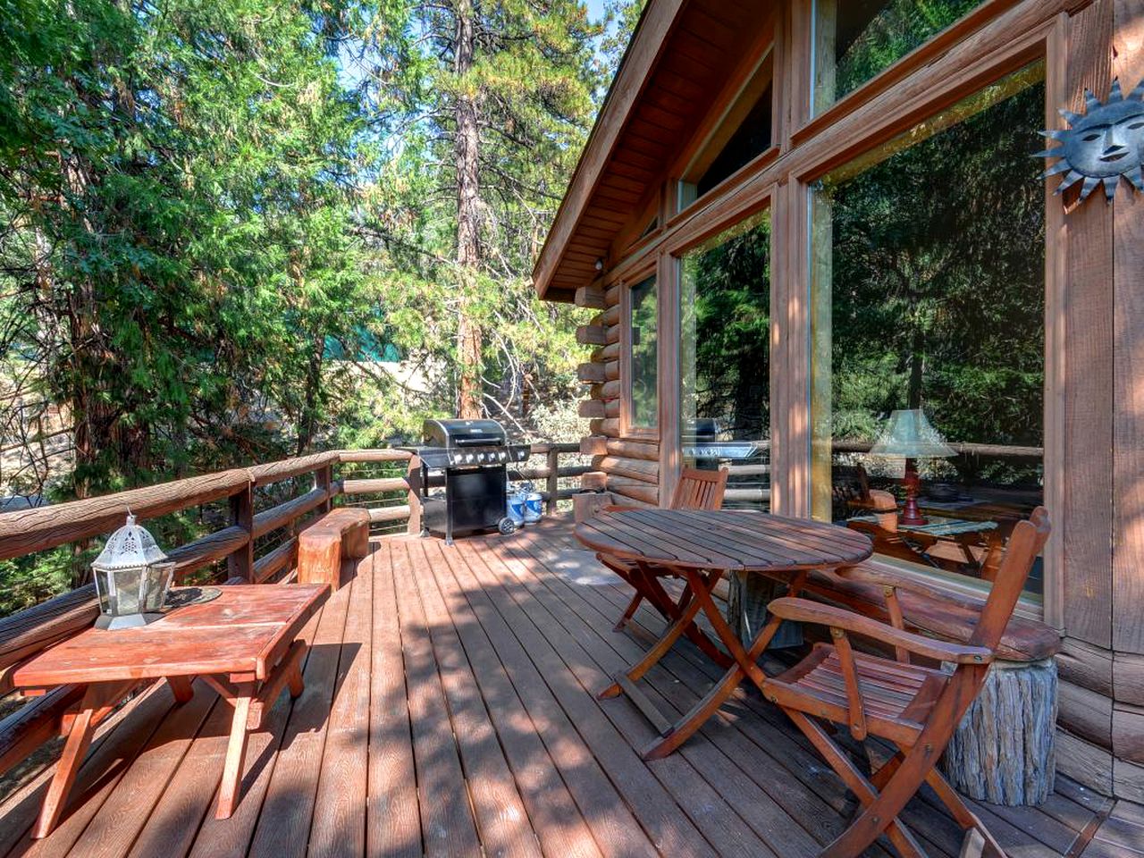 PetFriendly Cabin Rental in San Jacinto