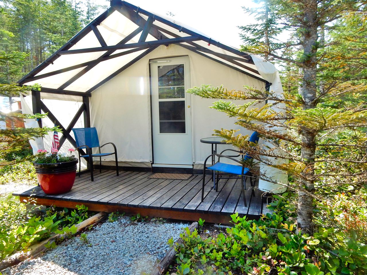 Gorgeous Safari Tent for a Glamping Getaway near Seattle, Washington