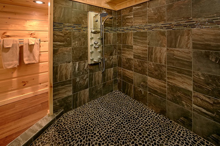 -- (United States, Gatlinburg, Tennessee)