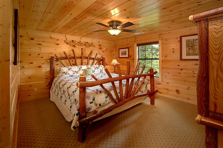 -- (United States, Gatlinburg, Tennessee)