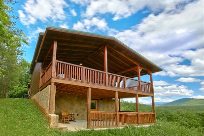Incredible Mountain Cabin Rental near the Great Smokies in Tennessee - Photo 2