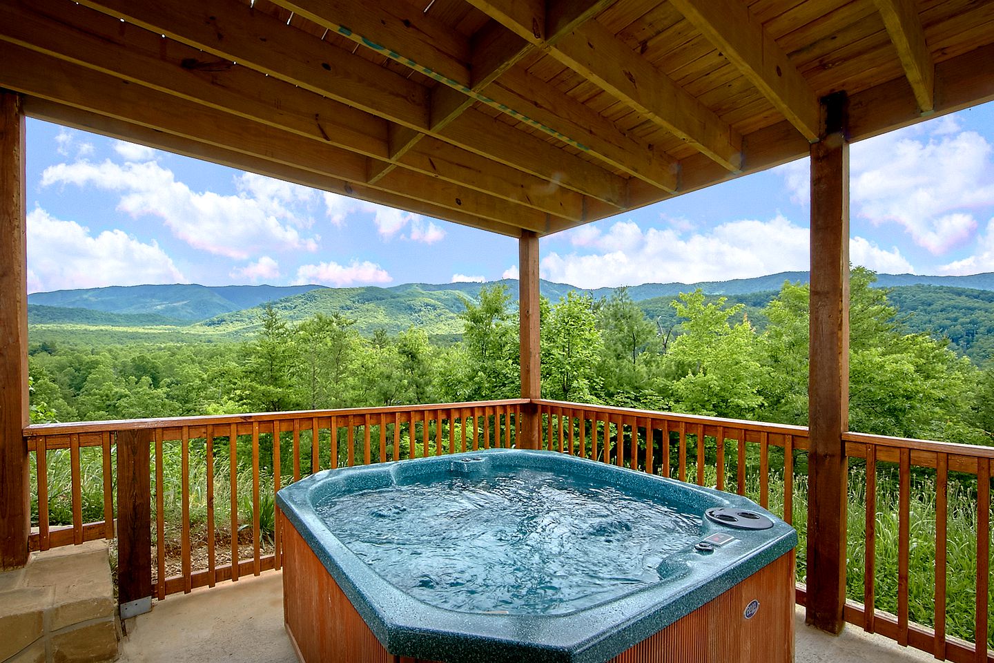Incredible Mountain Cabin Rental near the Great Smokies in Tennessee