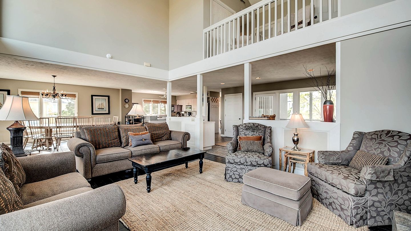 Exclusive Beach House Retreat in Oceanfront Gated Community of DeBordieu Colony, South Carolina