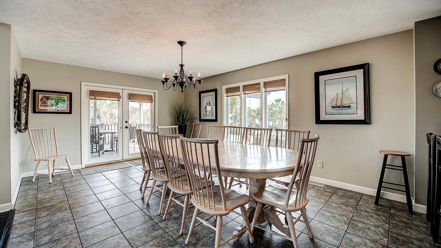 Exclusive Beach House Retreat in Oceanfront Gated Community of DeBordieu Colony, South Carolina