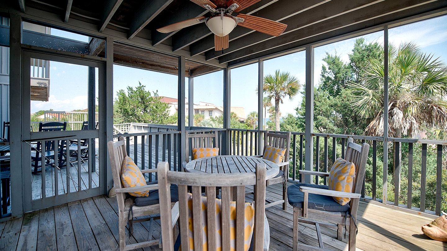 Exclusive Beach House Retreat in Oceanfront Gated Community of DeBordieu Colony, South Carolina