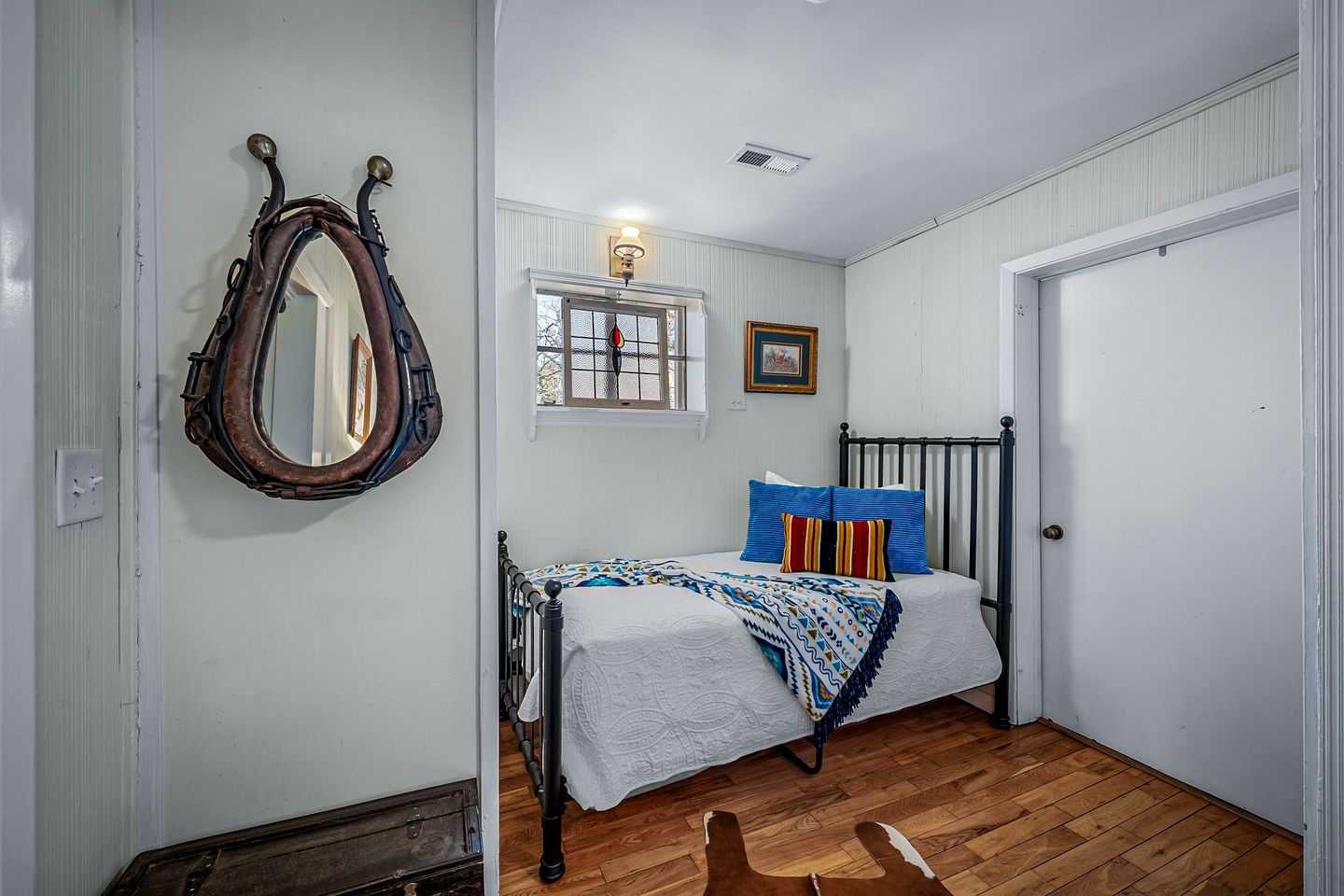 Incredible Cottage with Breathtaking Views from the Amazing Deck, the Perfect Base for Exploring the Area Around Mentone, Alabama