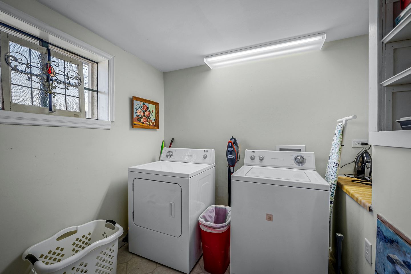 Incredible Cottage with Breathtaking Views from the Amazing Deck, the Perfect Base for Exploring the Area Around Mentone, Alabama