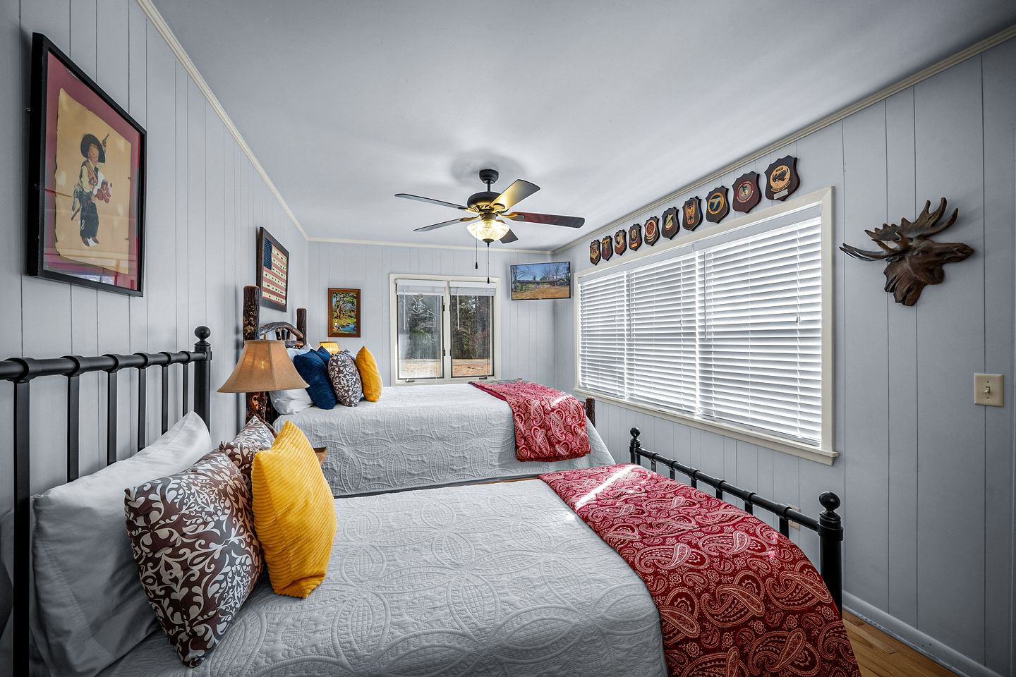 Incredible Cottage with Breathtaking Views from the Amazing Deck, the Perfect Base for Exploring the Area Around Mentone, Alabama