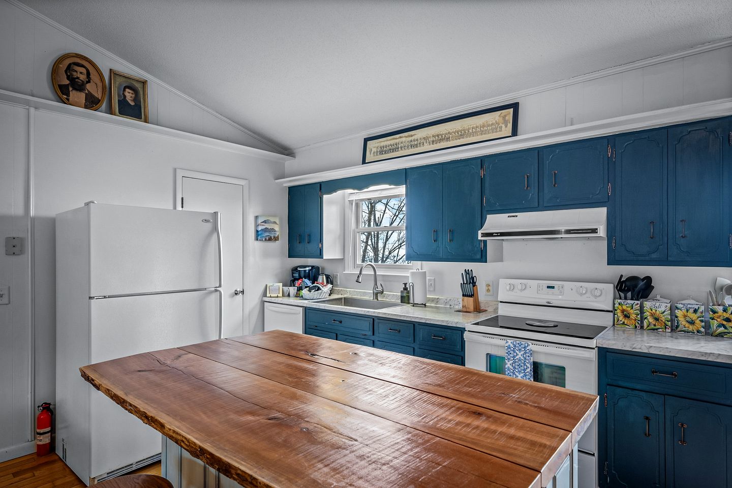 Incredible Cottage with Breathtaking Views from the Amazing Deck, the Perfect Base for Exploring the Area Around Mentone, Alabama