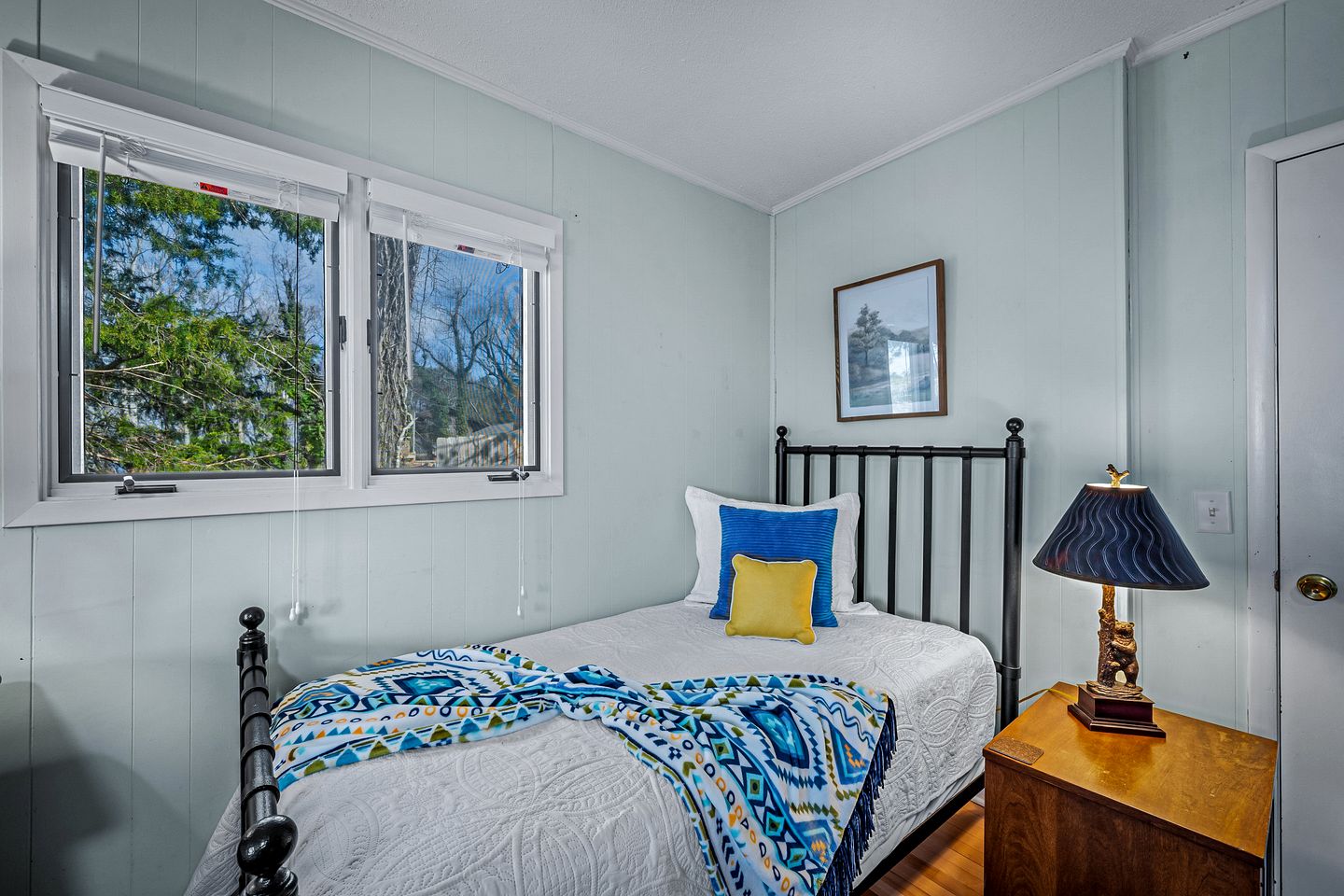 Incredible Cottage with Breathtaking Views from the Amazing Deck, the Perfect Base for Exploring the Area Around Mentone, Alabama