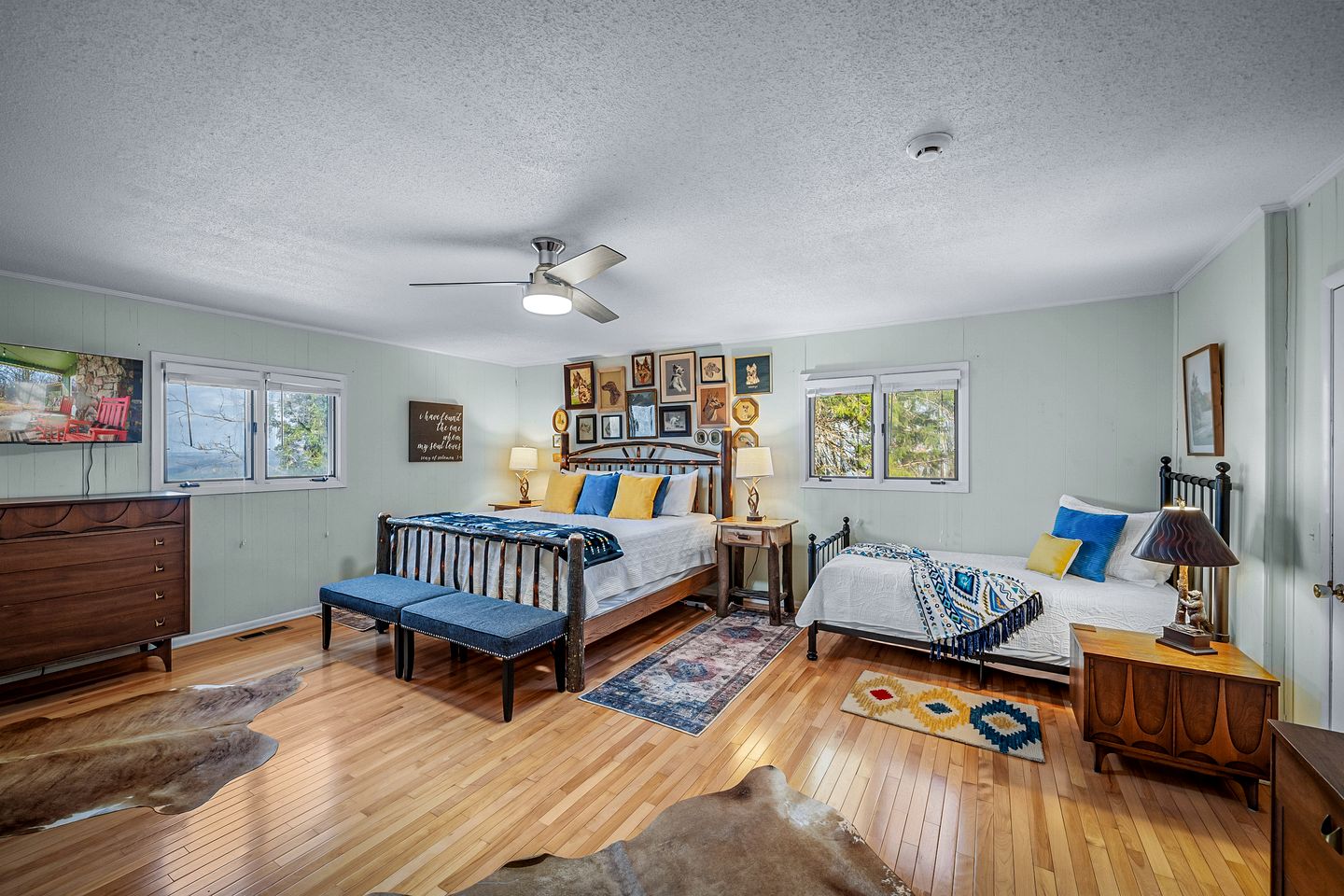 Incredible Cottage with Breathtaking Views from the Amazing Deck, the Perfect Base for Exploring the Area Around Mentone, Alabama