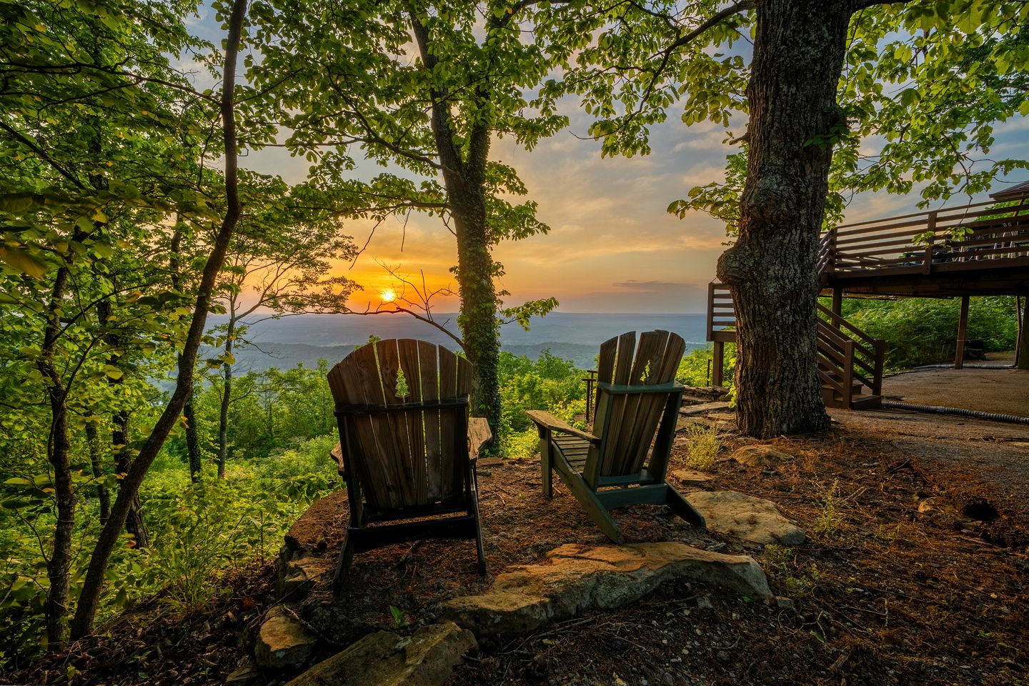 Incredible Cottage with Breathtaking Views from the Amazing Deck, the Perfect Base for Exploring the Area Around Mentone, Alabama