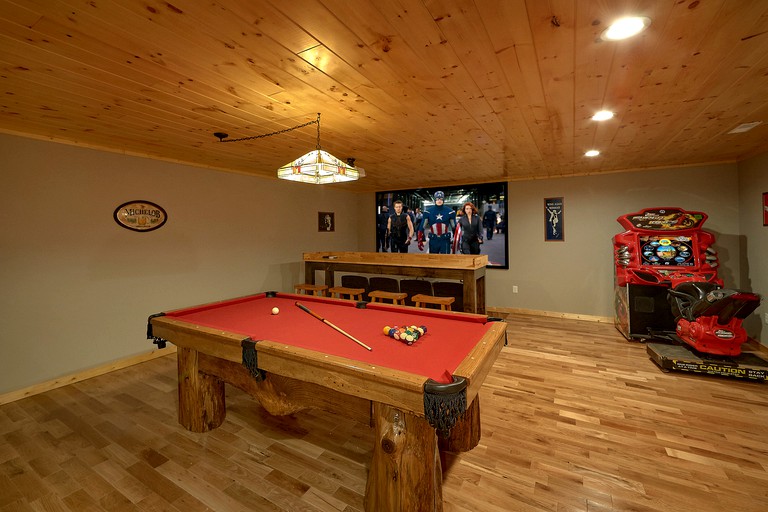 -- (United States, Gatlinburg, Tennessee)