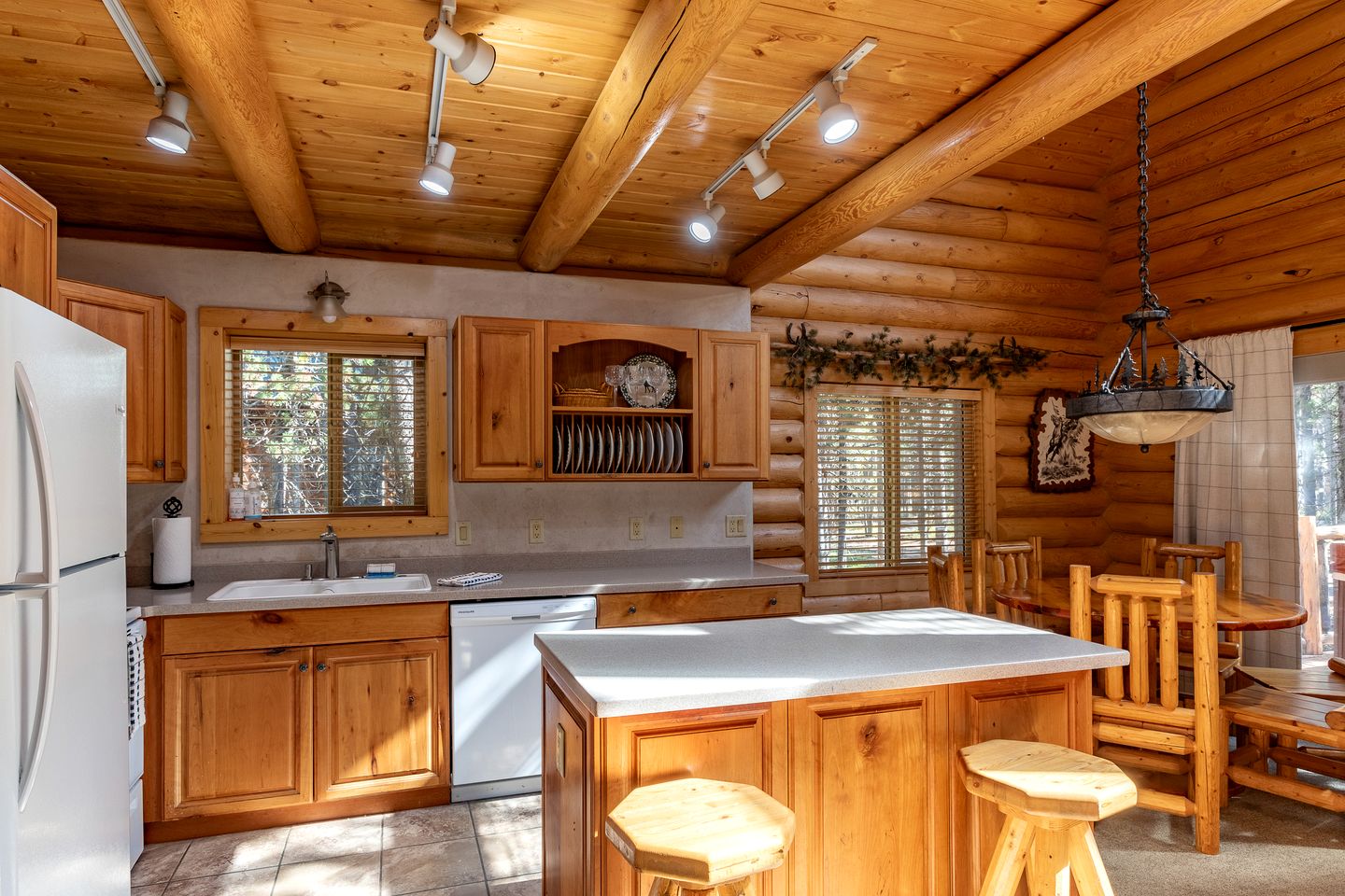 Spacious Mountain Retreat with Hot Tub & Game Room Near National Forest – Close to Outdoor Adventures in Idaho