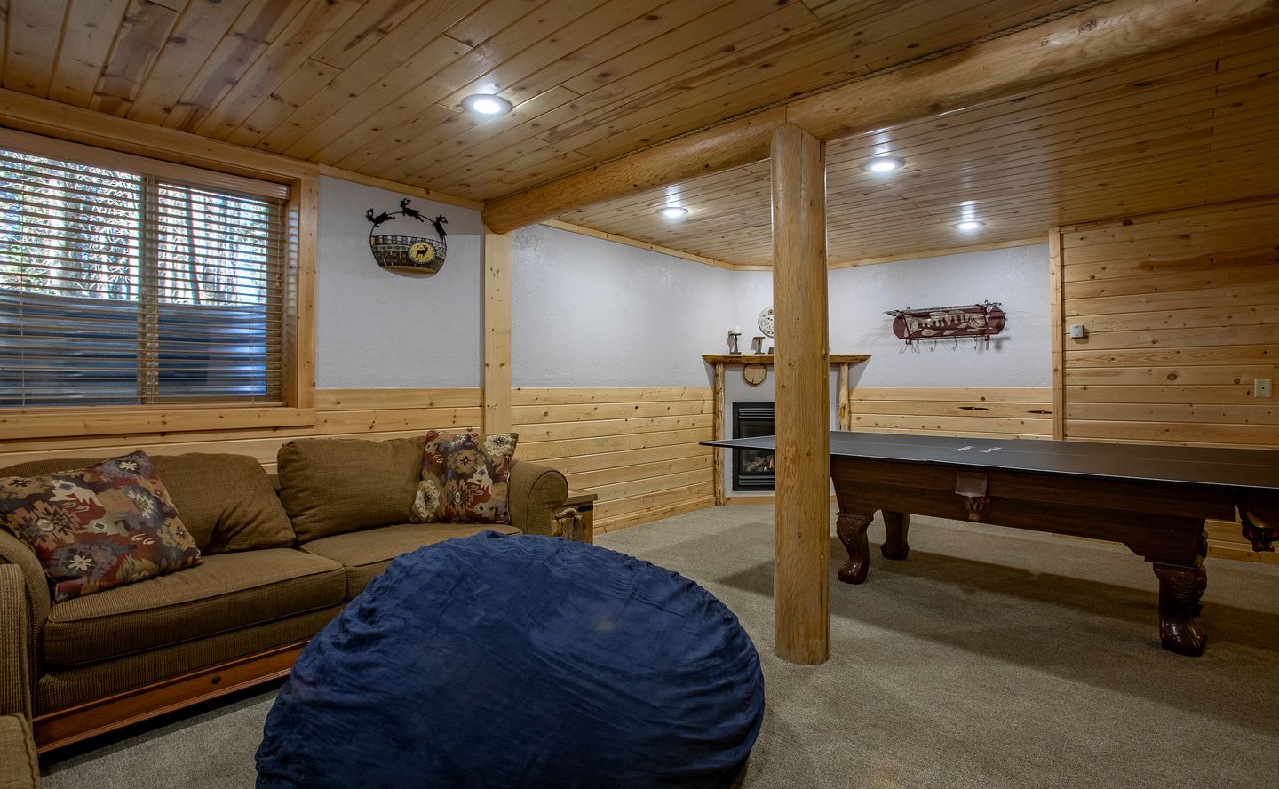 Spacious Mountain Retreat with Hot Tub & Game Room Near National Forest – Close to Outdoor Adventures in Idaho