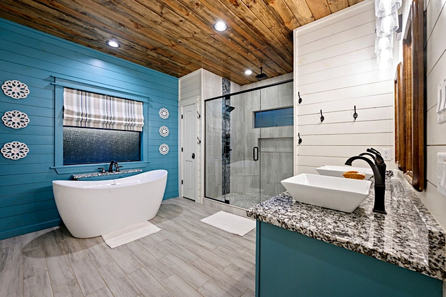 Charming Cabin Retreat with Modern Comforts near Broken Bow, Oklahoma