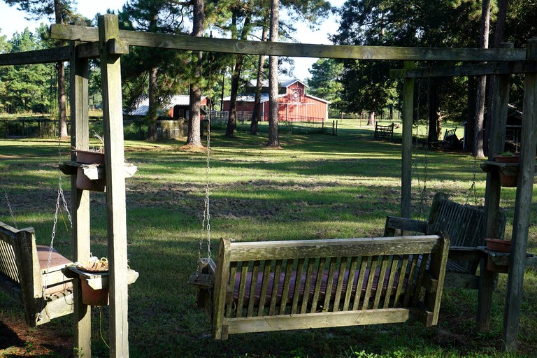 Log cabins (Nacogdoches, Texas, United States)