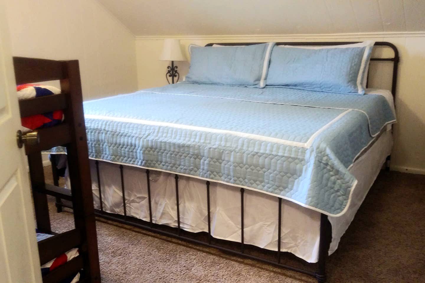 Gorgeous Log Cabin Rental near Nacogdoches for a Texas Family Vacation