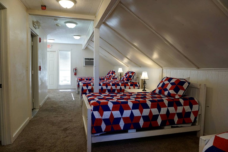 Log cabins (Nacogdoches, Texas, United States)